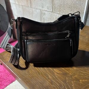 Kipling Black Leather Bag with Zippered Pockets